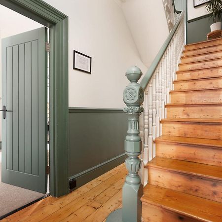 New Luxury For 2024 - Central Plymouth House - Sleeps 10 - Access To Plymouth Town - Close To The Barbican - Pets Welcome - Parking Available - By Luxe Living By Sophia ภายนอก รูปภาพ