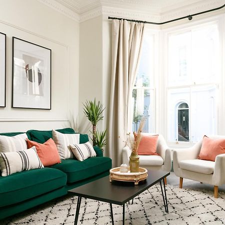 New Luxury For 2024 - Central Plymouth House - Sleeps 10 - Access To Plymouth Town - Close To The Barbican - Pets Welcome - Parking Available - By Luxe Living By Sophia ภายนอก รูปภาพ